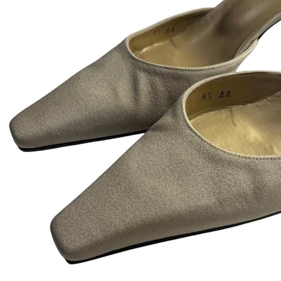 Stuart Weitzman Toucan Taupe Crepe women stiletto dress shoes size 8.5 AA - Picture 11 of 16